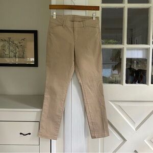 Chic Tan Ankle Cropped Jeans with Sleek Fit